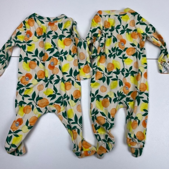 Bundle of 2 Old Navy Citrus Fruit 2-Way Zip Footie Pajamas Sz 0-3M - Picture 2 of 5